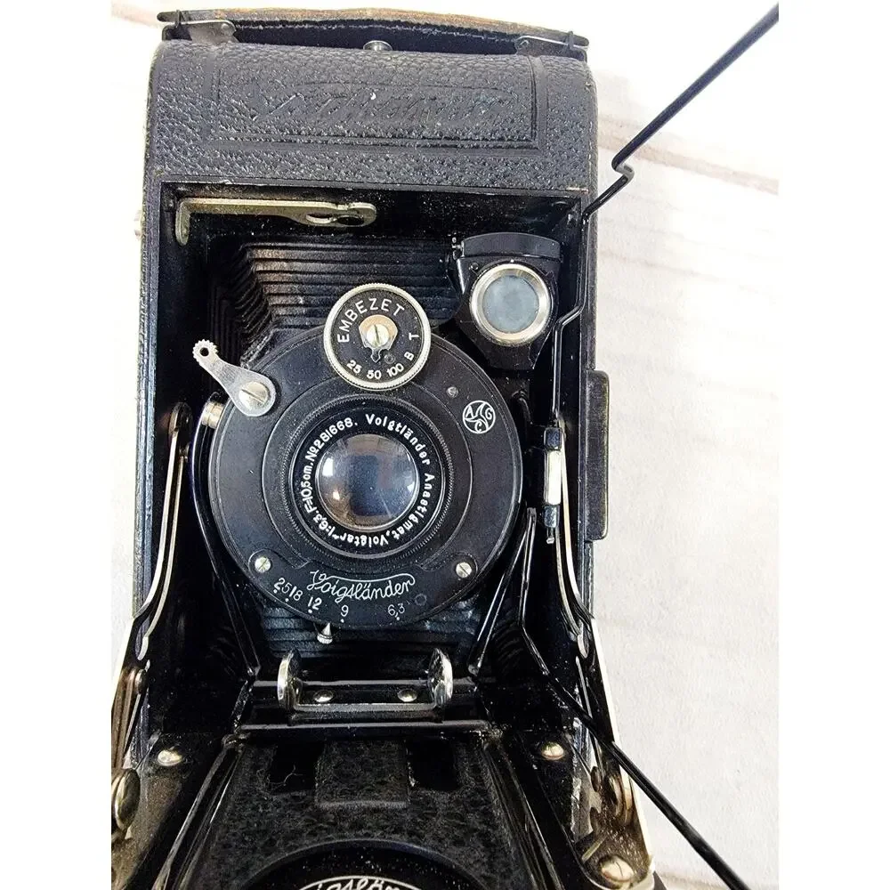 Vintage Voigtländer Embezet Leaf Shutter 1:6.3 F 10.5cm Camera READ